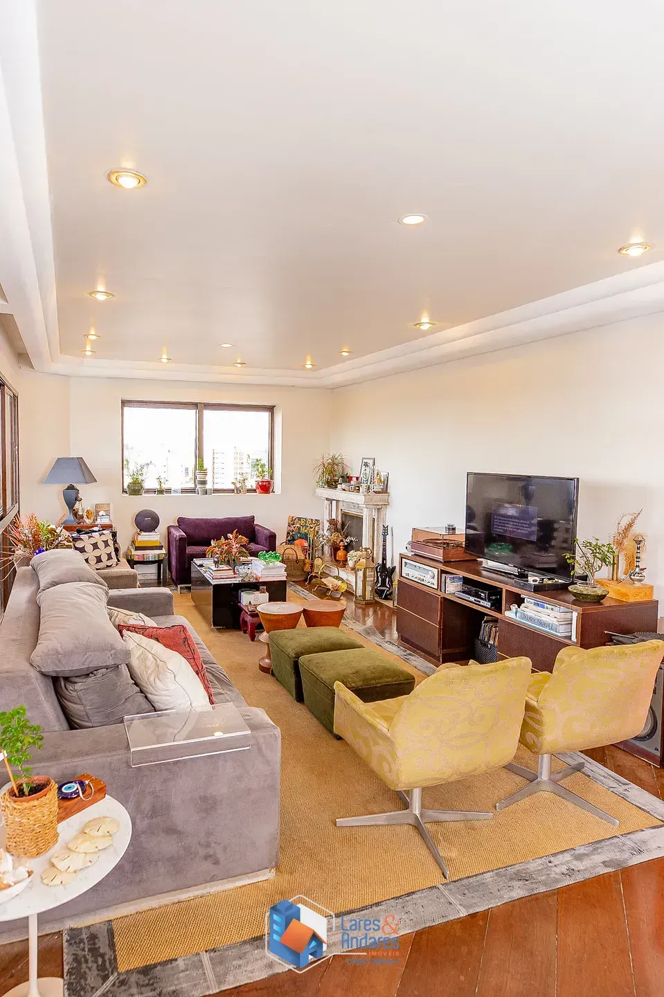 Imagem Apartamento para venda em Chácara Santo Antônio (Zona Sul) com 4 quartos, sendo 3 suítes, 194m²