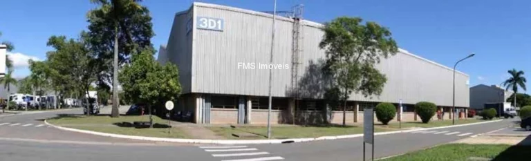 Imagem Galpão Comercial para Locação no Distrito Industrial de Campinas-SP: 10 banheiros, 15 vagas de garagem, 15.000,00 m² de área.