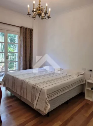 Imagem Casa de Condomínio em Morada dos Pássaros - Barueri