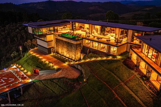 Imagem Casa para Venda em Campos do Jordão / SP no bairro Descansópolis