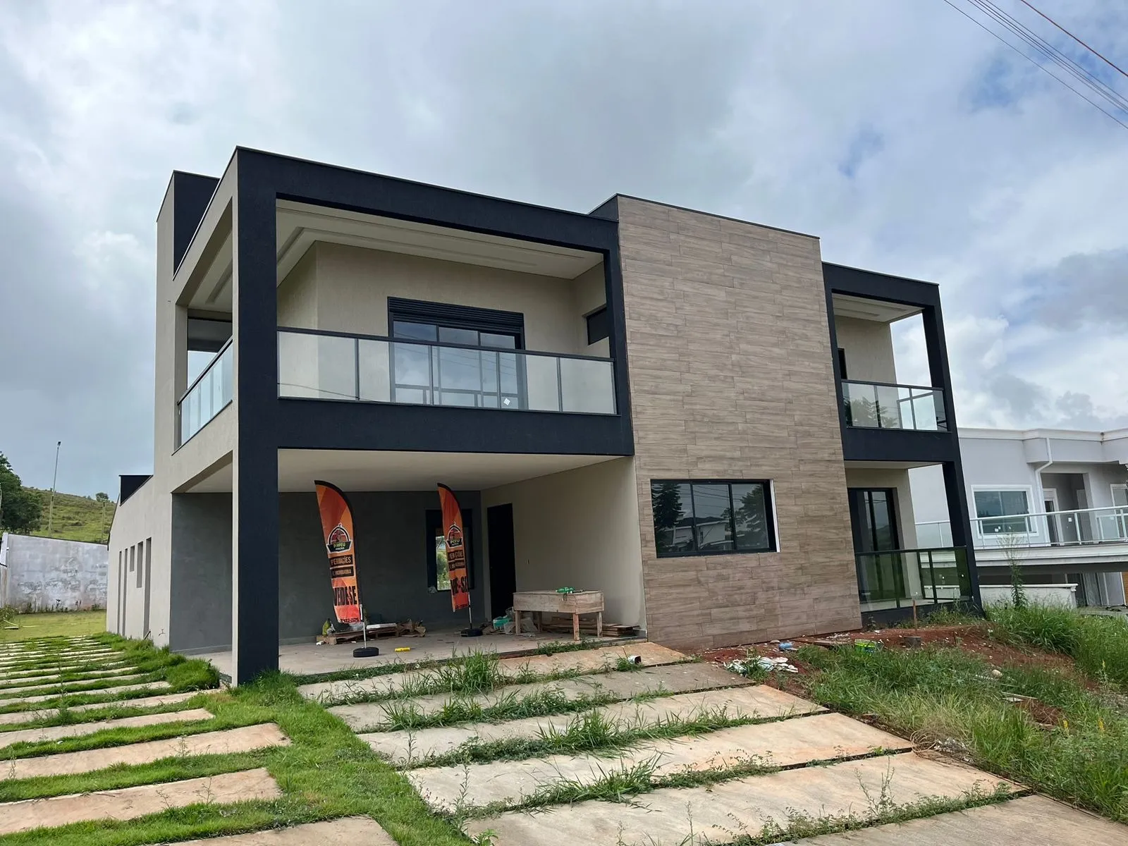 Imagem Residência Exclusiva: Casa de Alto Padrão em Condomínio Terras de Santa Mariana