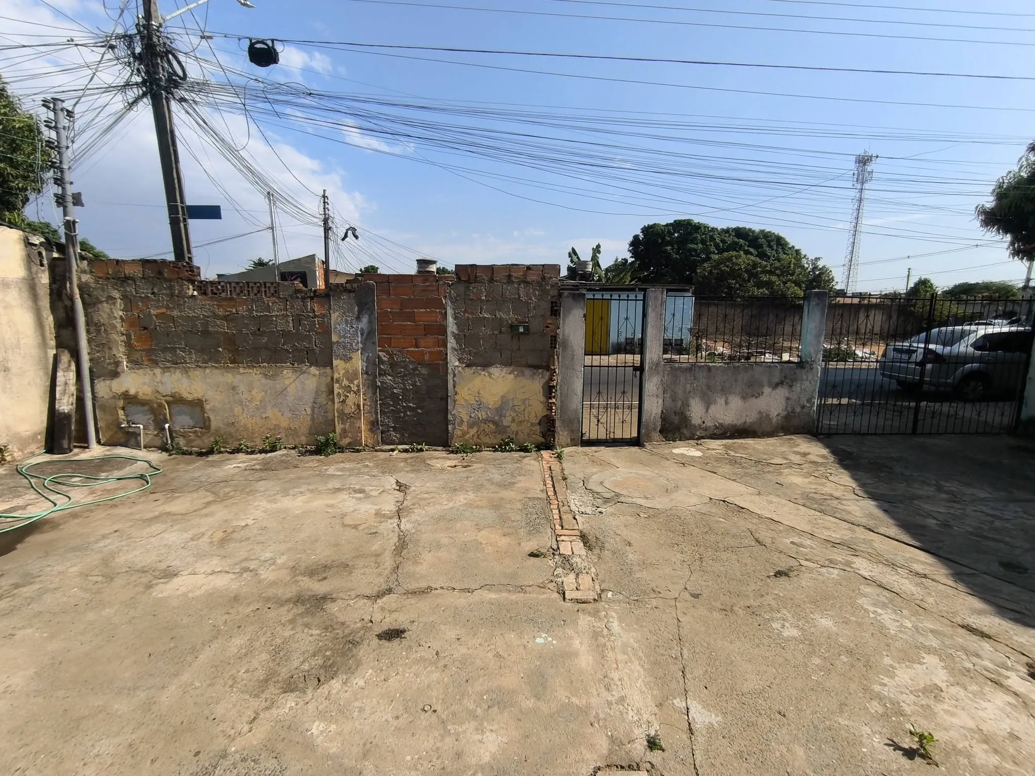 Imagem Casa 3/4 Sendo 2 Suites Na Vila Isaura