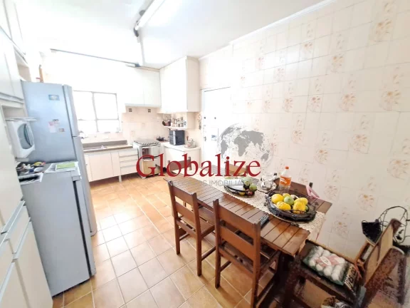 Imagem Apartamento à venda com 150m², 3 quartos, 2 suítes, dependência, 2 vagas demarcadas por R$850.000,00 no Boqueirão em Santos