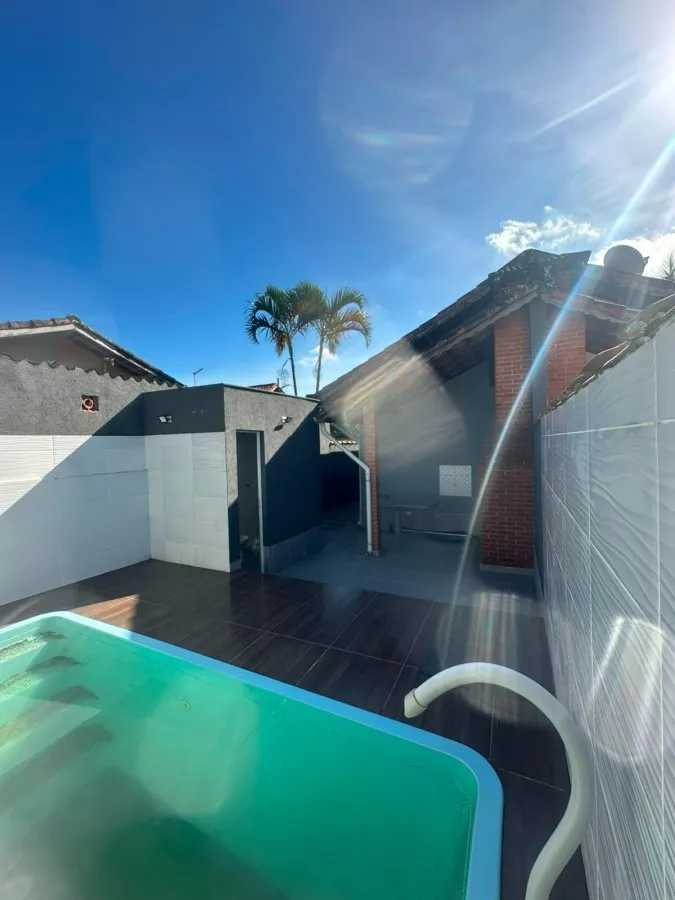 Imagem Casa para Venda em Itanhaém, Verde Mar, 2 dormitórios, 2 banheiros, 2 vagas