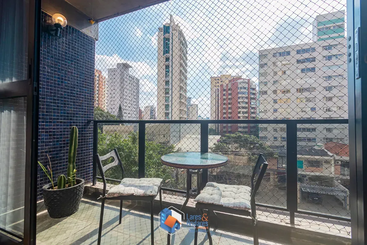 Imagem Apartamento para venda em Moema com 3 quartos, sendo 1 suíte, 152m²