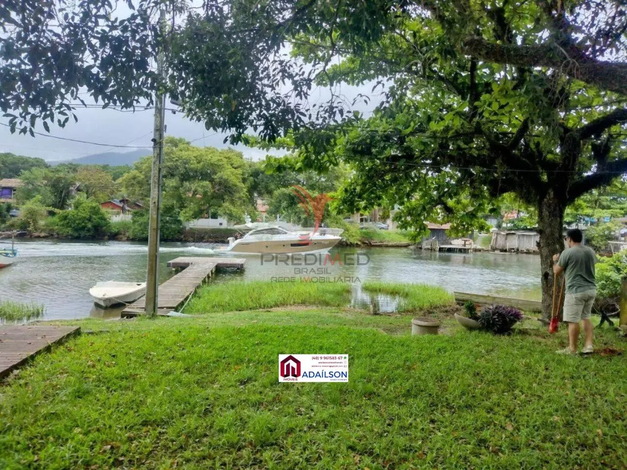 Imagem Casa com edícula em Florianópolis SC, À venda no Canal da Barra da Lagoa!