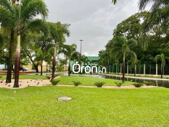 Imagem Casa à venda, 324 m² por R$ 2.999.999,00 - Condomínio do Lago - Goiânia/GO