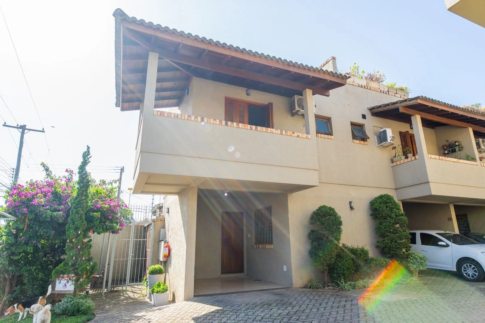 Imagem Casa em condomínio de 105m² - 2 dormitórios e 1 vaga no bairro Guarujá