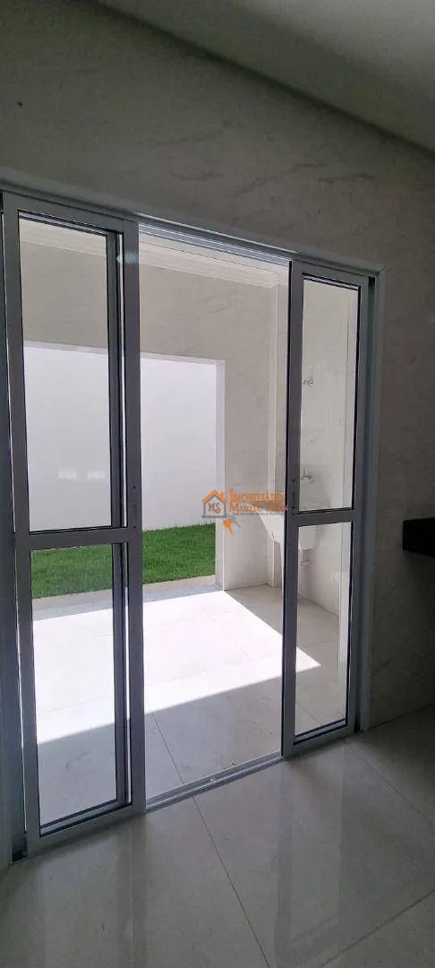 Imagem Sobrado com 3 dormitórios à venda, 114 m² por R$ 820.000,00 - Center Ville - Arujá/SP