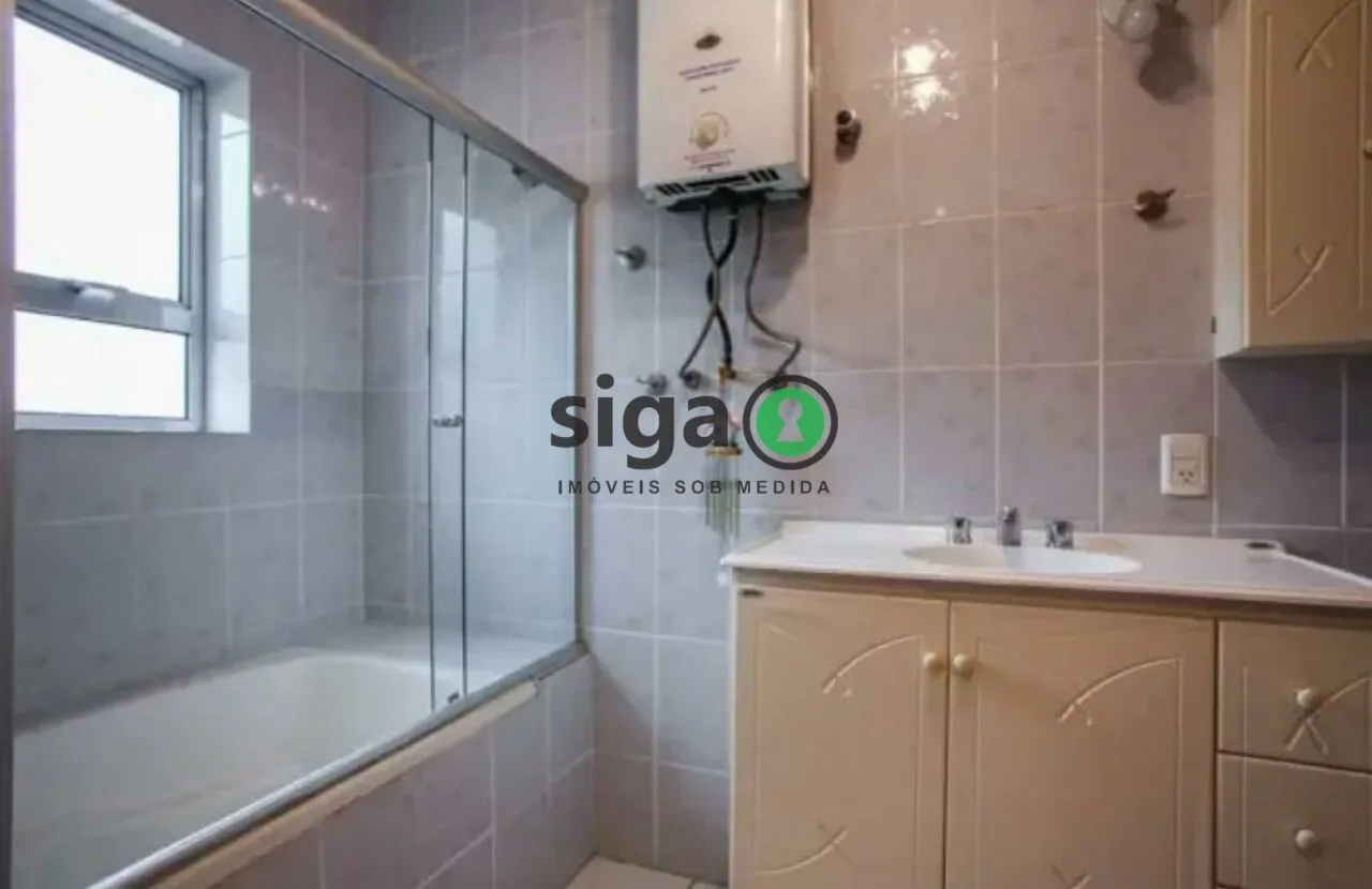 Imagem Casa Assobradada à Venda , com 4 suites, 4 vagas na Vila Madalena
