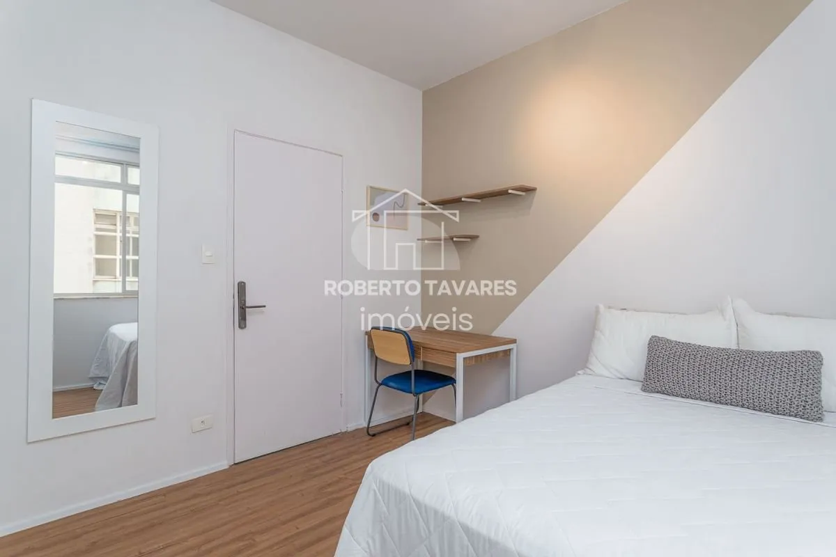 Imagem Apartamento Mobiliado e totalmente Reformado! 145 m2 úteis 5dts e 3 suítes, cozinha aberta para sala - Está a duas quadras da Av. Paulista.
