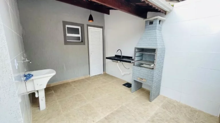 Imagem CASA GEMINADA NA TUPI 2 DORMITÓRIOS 1 SUÍTE!!!