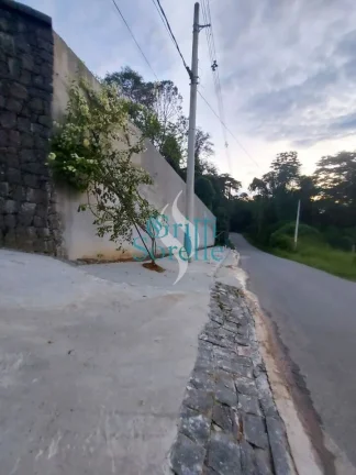 Imagem Terreno com casa e chalé construído à venda em Ubatumirim - Ubatuba/SP.