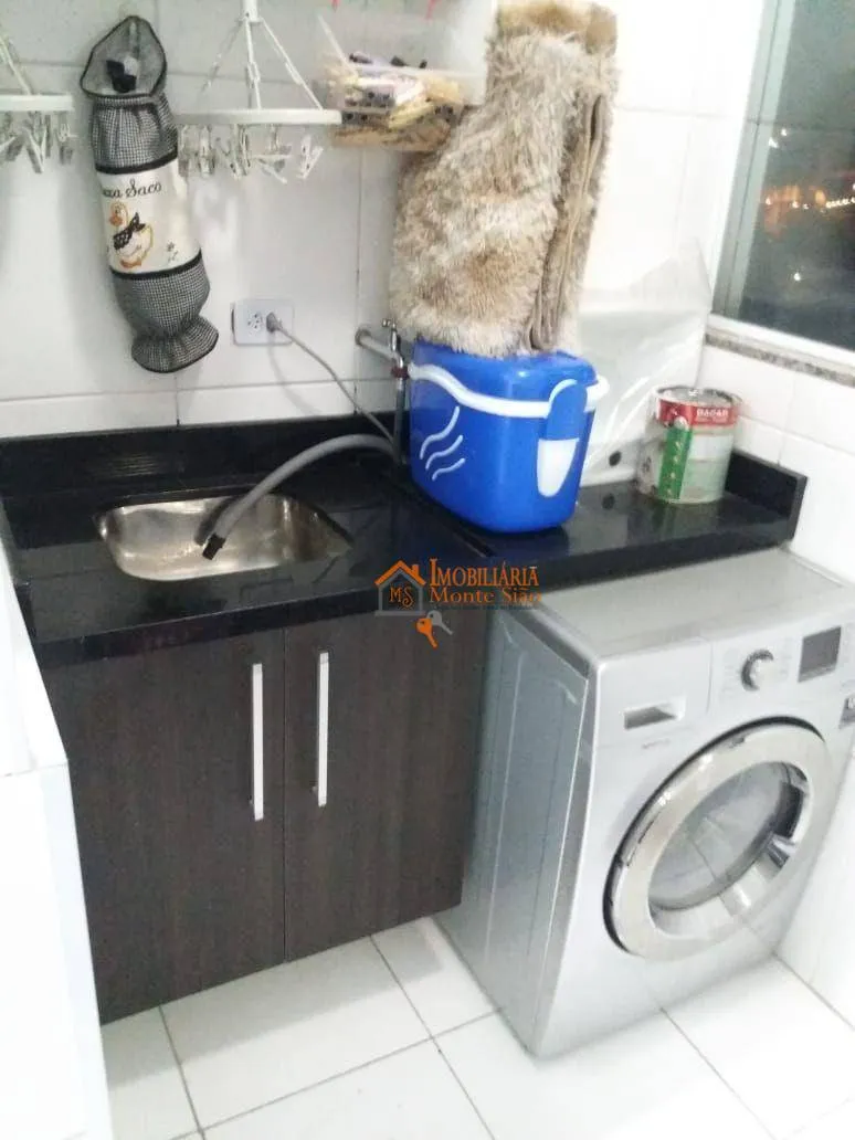 Imagem Apartamento com 2 dormitórios à venda, 48 m² por R$ 300.000,00 - Água Chata - Guarulhos/SP