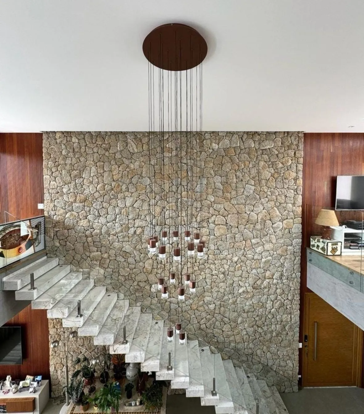 Imagem Casa de Altíssimo Padrão à Venda no Alphaville 01 em Barueri, 5 suítes, 600 m², piscina aquecida, mobiliada e terreno de 560 m²