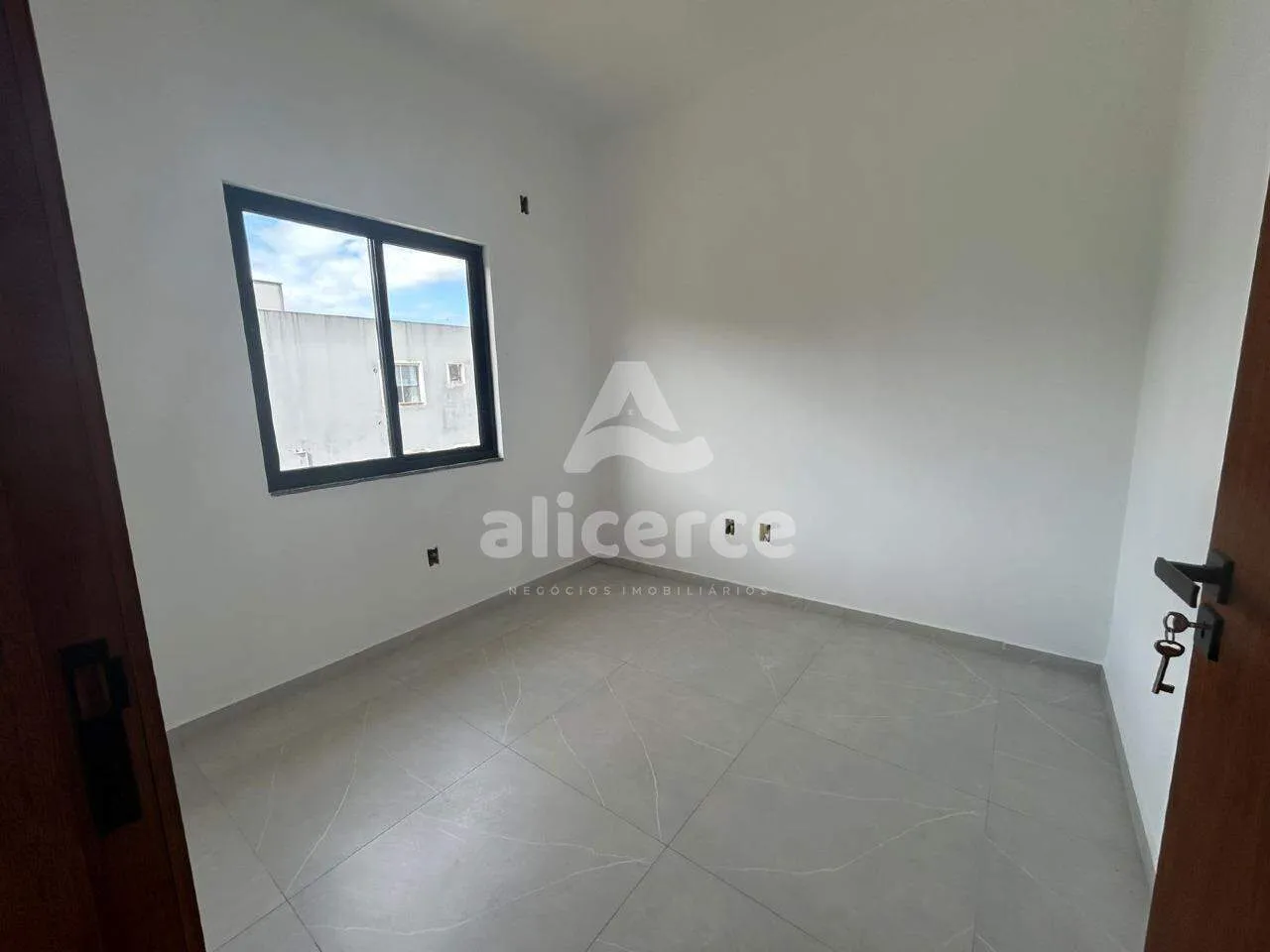 Imagem Sobrado à venda com 2 quartos , 47m² em Bela Vista Palhoça
