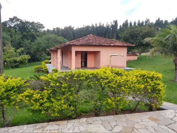 Foto do imóvel Chácara em Alambari com10 mil m2 em Não informado