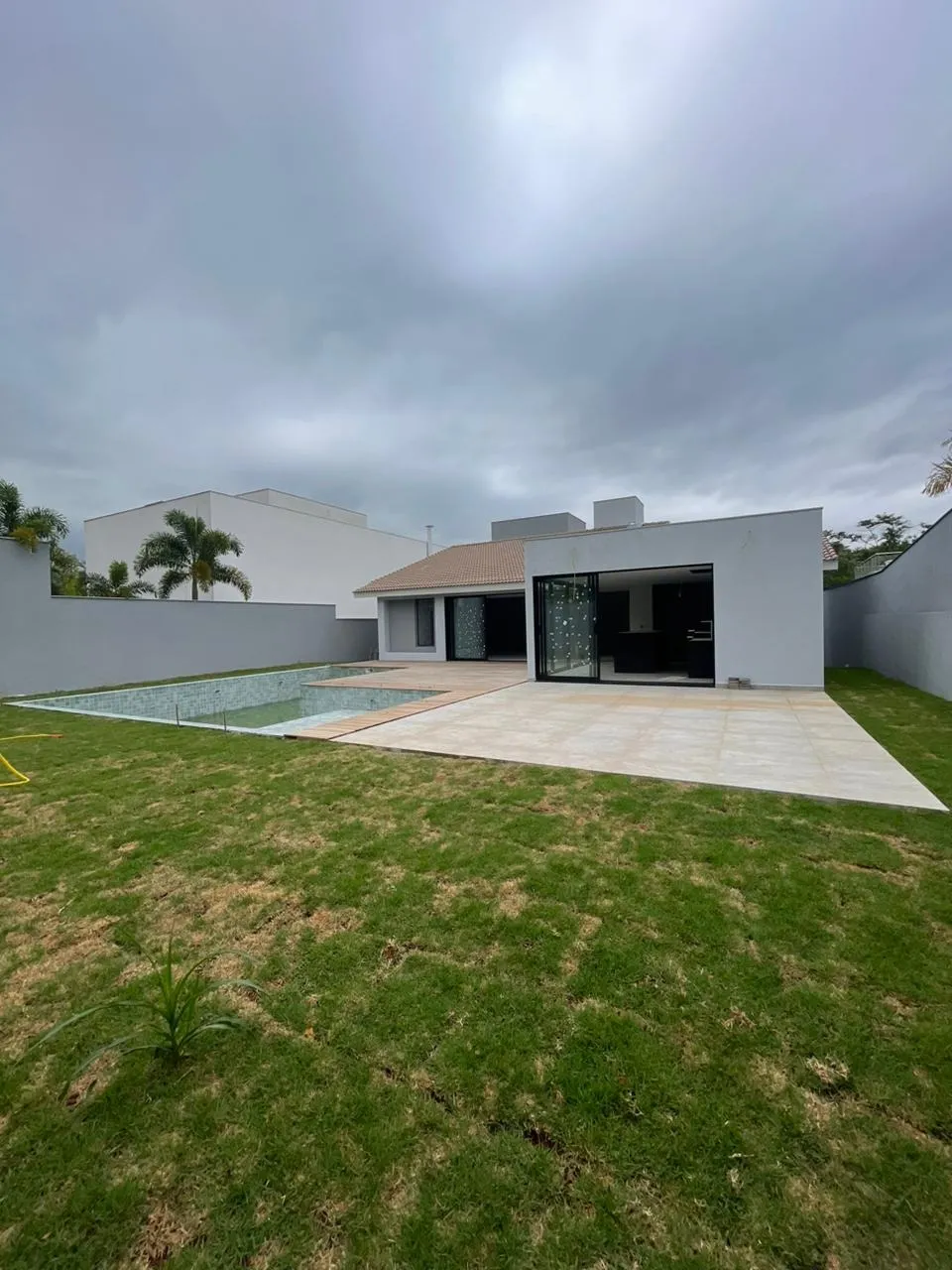 Imagem Magnífica Residência Assobradada no Condomínio Reserva Fazenda Imperial