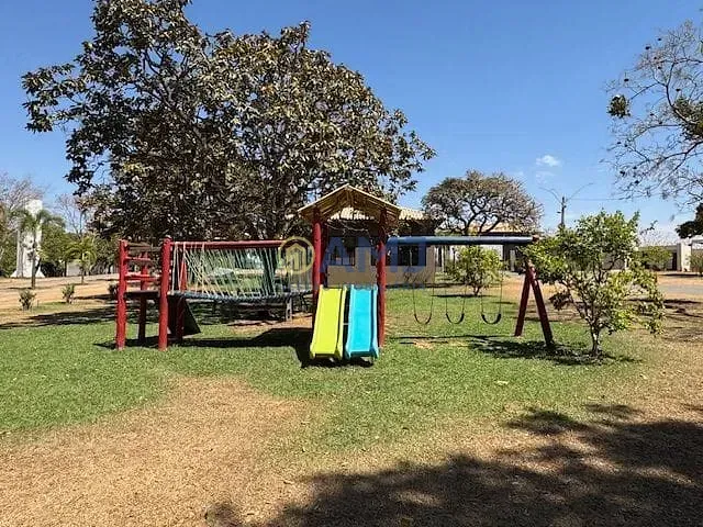 Imagem Terreno no Condomínio de Chácaras Countryville - Hidrolândia/GO
