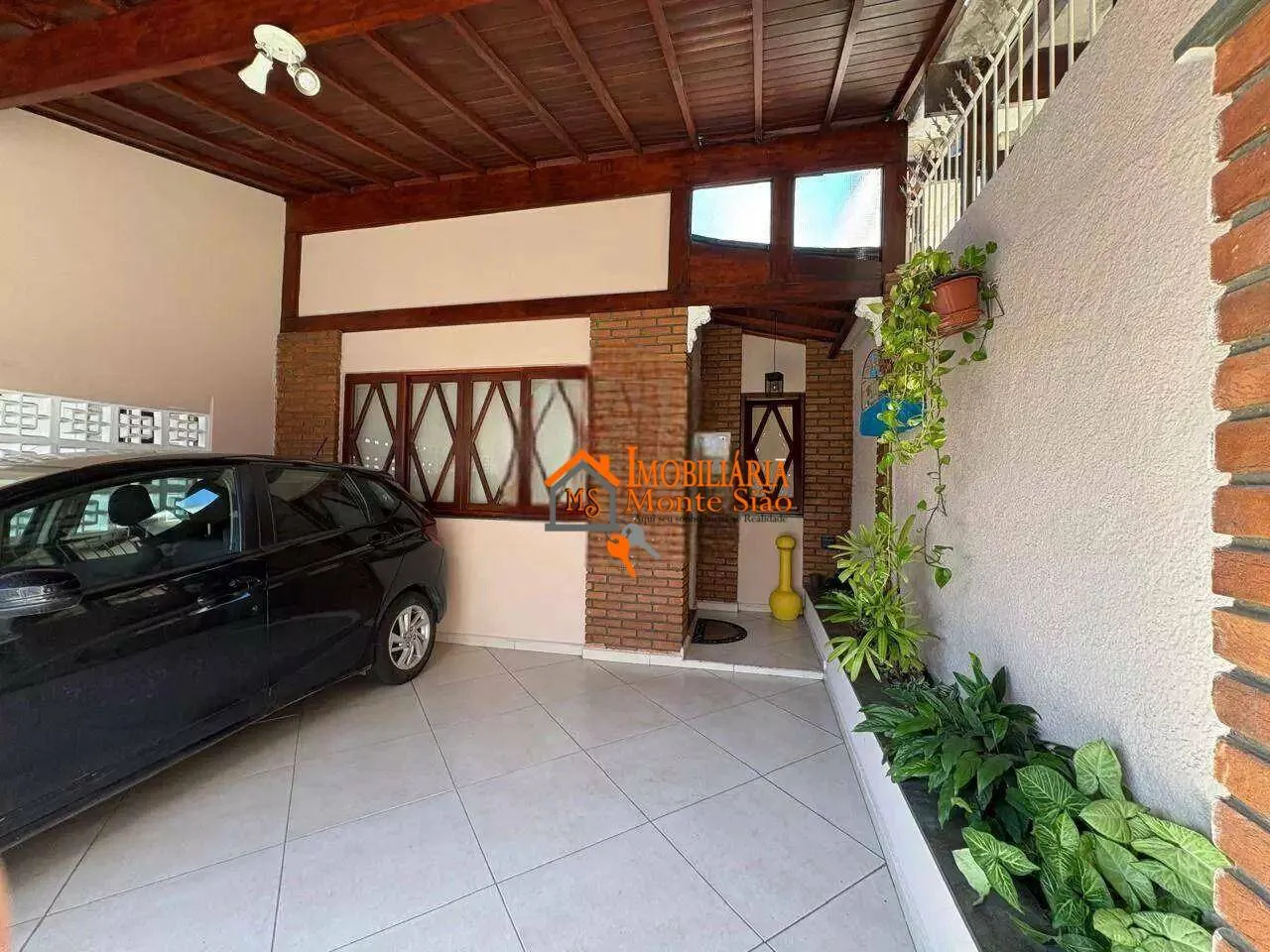 Imagem Casa com 2 dormitórios à venda por R$ 629.000,00 - Vila Galvão - Guarulhos/SP