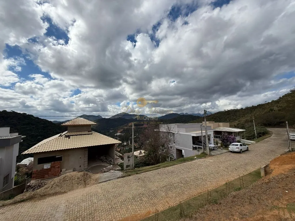 Imagem Terreno em Condomínio para Venda em Teresópolis / RJ no bairro Albuquerque