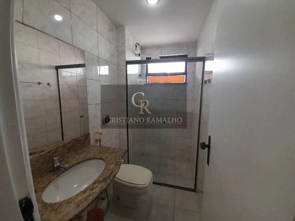 Imagem Cobertura à venda em Cabo Frio, Algodoal, com 4 quartos, 180,00m2