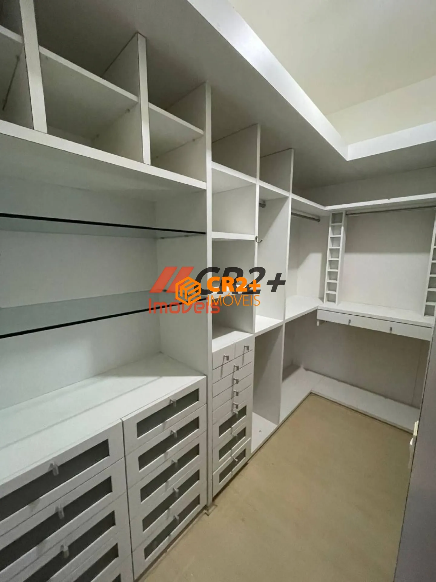 Imagem Apartamento à Venda 04 quartos, 04 suítes em Piedade com 300M².