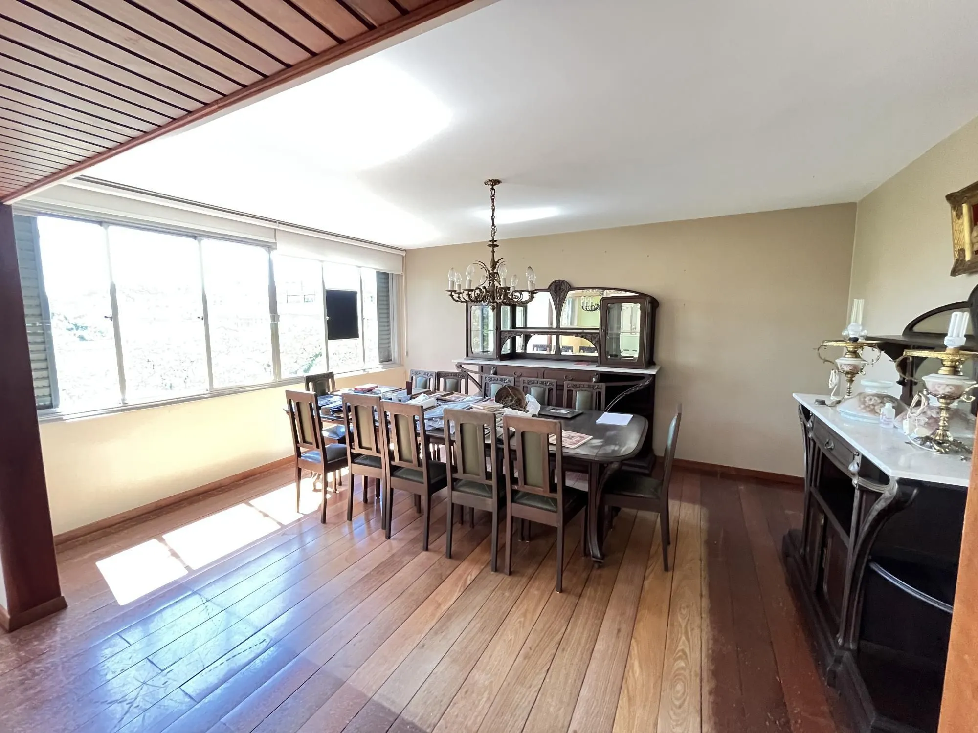 Imagem Apartamento de 3 quartos, suíte e 2 vagas de garagem no bairro Auxiliadora POA