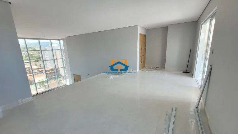 Imagem Cobertura Duplex de 3 quartos no bairro Iguaçu - Ipatinga