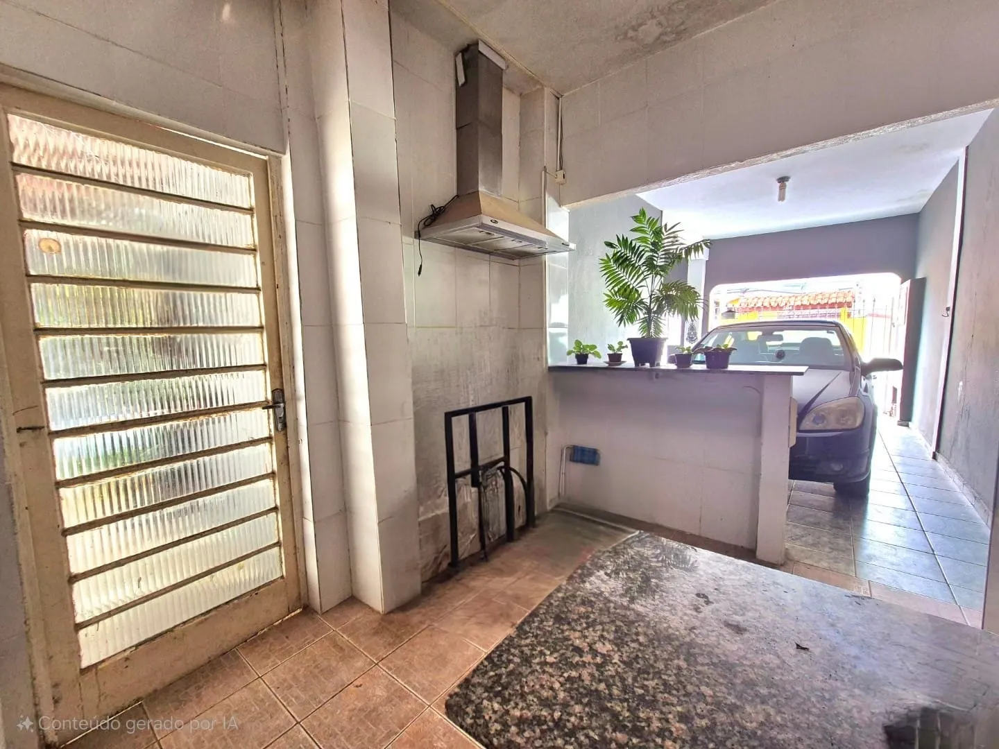 Imagem Casa Térrea na Região Central de Roseira com Espaço Comercial, Quintal Amplo, Piscina e Churrasqueira à Venda