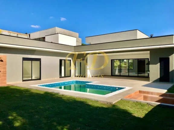Imagem Casa Térrea de Alto Padrão em Condomínio Fechado Atibaia