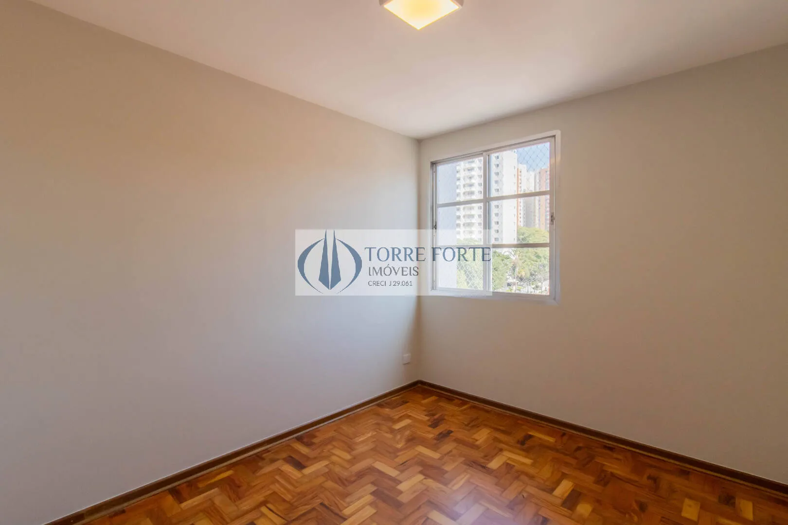 Imagem Lindo apartamento amplo 2 dormitórios, 1 vaga com Manobrista