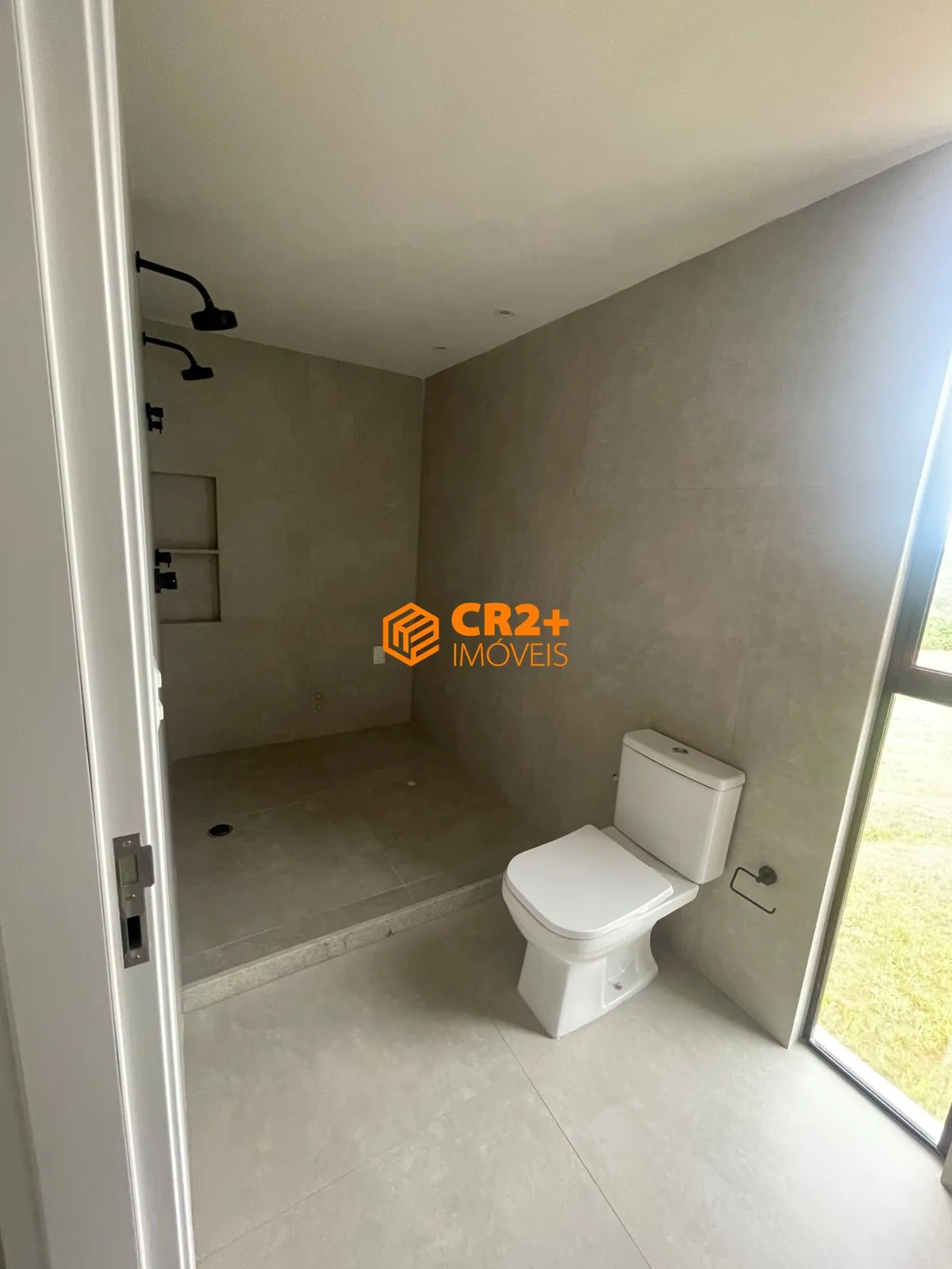Imagem Vendo casa no alphaville pernanmbuco com 233m² com 4 quartos sendo 3 suites, com