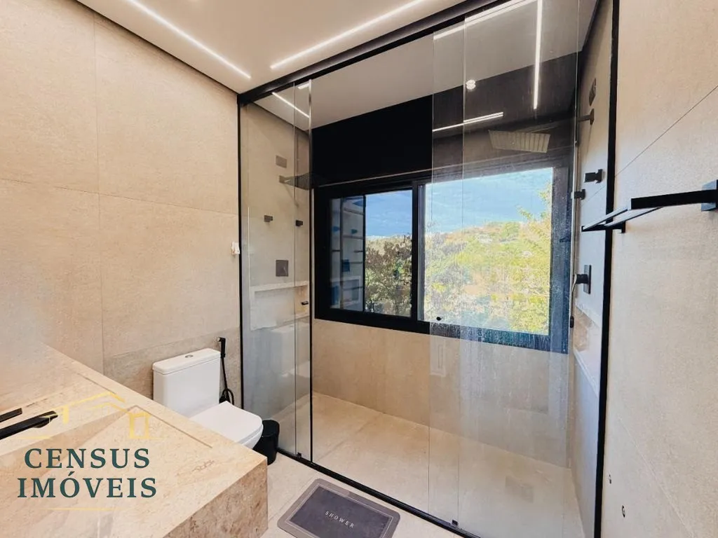 Foto do imóvel: Casa de luxo em condomínio no Mont' Alcino em Valinhos-SP: 3 quartos, 3 suítes, 3 salas, 1 banheiro, 6 vagas e 350m². em Condomínio Mont´Alcino