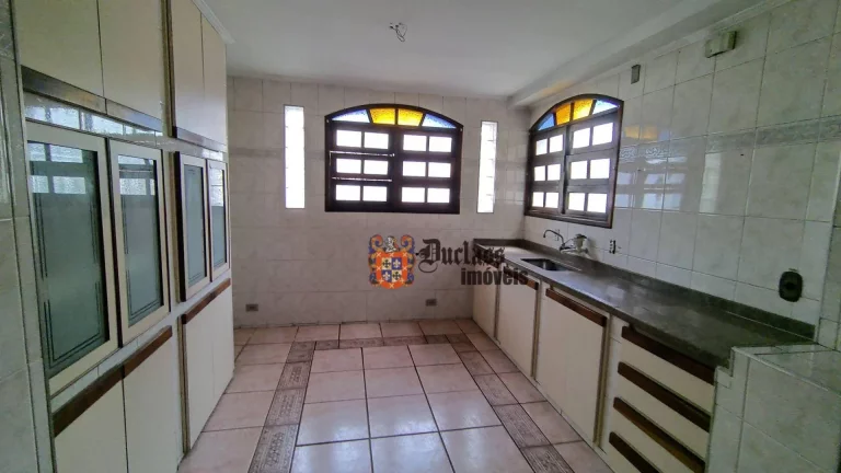 Imagem Sobrado com 4 dormitórios à venda, 275 m² por R$ 1.860.000,00 - Santa Paula - São Caetano do Sul/SP