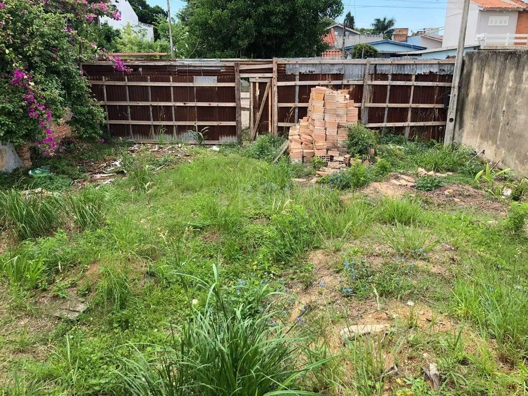 Imagem Terreno de 11x35 com projeto aprovado para duas casas de 167m2 com 3 dormitórios, amplo patio na frente e nos fundos.