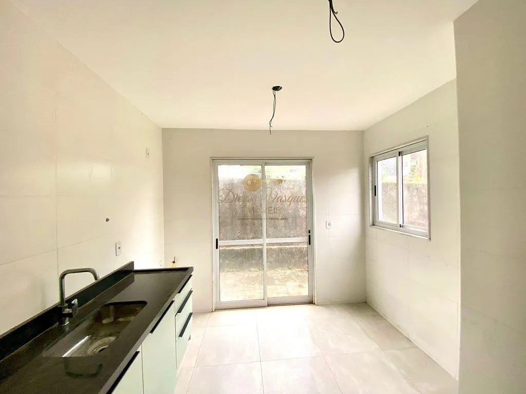 Imagem Casa em Condomínio para Venda em Teresópolis / RJ no bairro Vargem Grande