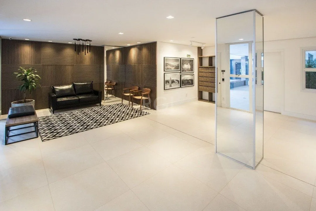 Imagem **Apartamento de 3 Quartos com 2 Suítes e 2 Vagas de Garagem na Tristeza, Porto Alegre, RS**