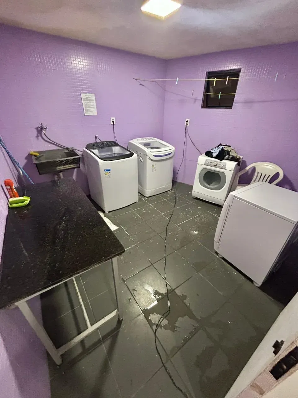 Imagem Kitnet com 1 Quarto para Alugar, 40 m² em Ondina - Salvador