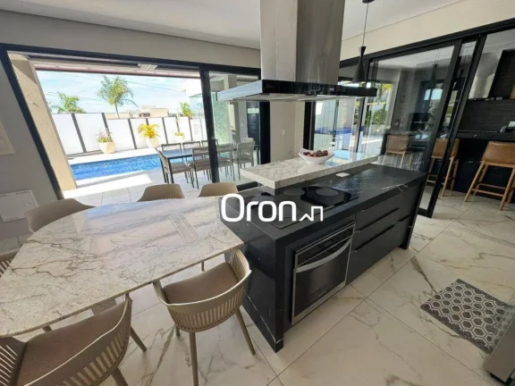 Imagem Sobrado à venda, 440 m² por R$ 3.300.000,00 - Jardins Capri - Senador Canedo/GO