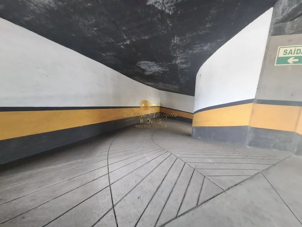 Imagem Garagem para Locação em Teresópolis / RJ no bairro Várzea