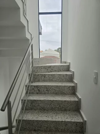 Imagem Sobrado Triplex a venda com 3 quartos no Abranches