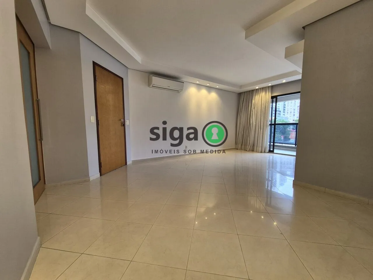 Imagem Apartamento à Venda com 3 Quartos na Chacara Santo Antônio
