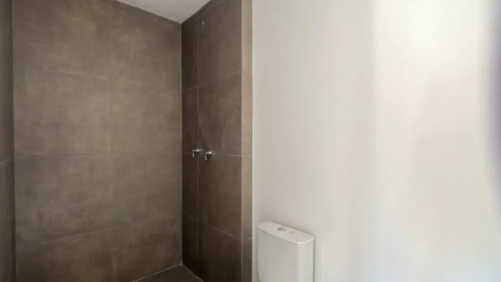 Imagem Impecável Condomínio na Cidade Baixa - 2 dorm com Gar.