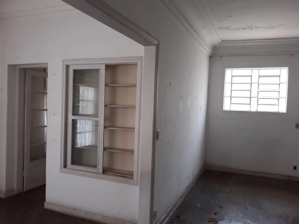 Imagem Casa à venda 4 Quartos, 1 Vaga, 1000M², Centro, Taubaté - SP