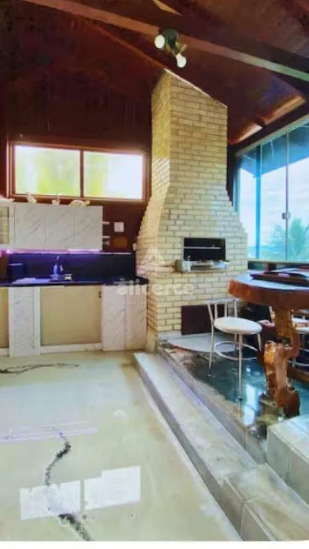 Imagem Casa à venda com 3 quartos , 200m² em Ribeirão da Ilha Florianópolis