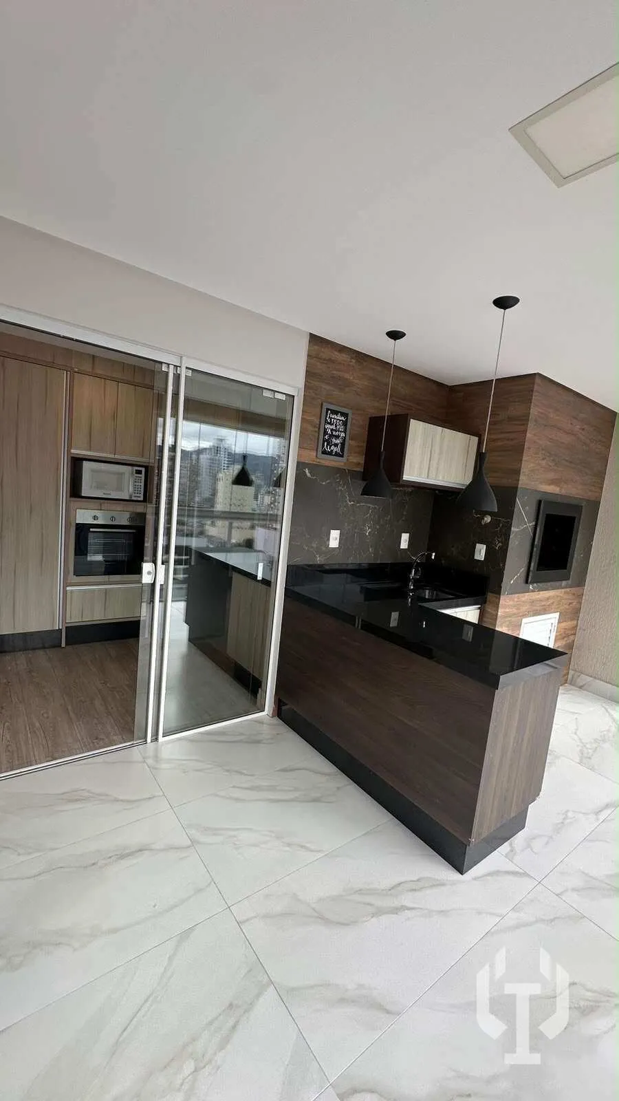 Imagem Apartamento para alugar, no Garden House em Itapema, Meia praia, com 3 quartos, 110m2