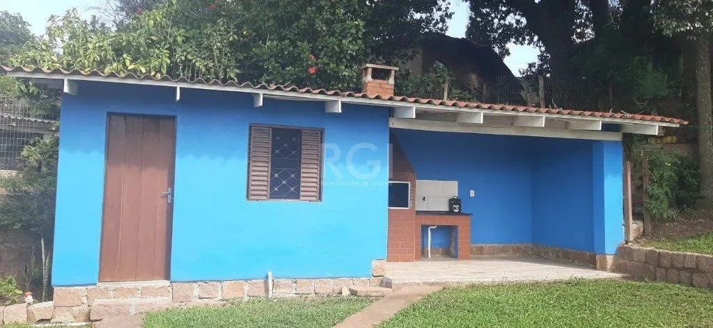 Imagem Casa para Venda - 68m², 2 dormitórios, 1 vaga - Belém Novo