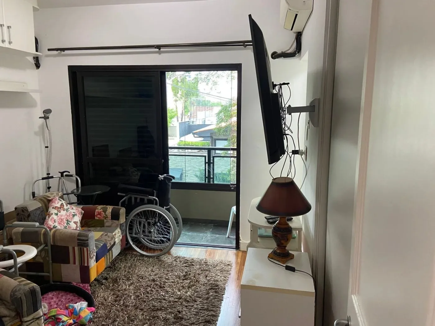 Imagem Apartamento para Venda em São Paulo, Pacaembu, 3 dormitórios, 3 suítes, 4 banheiros, 4 vagas