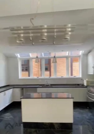 Imagem Casa de Condomínio em Aldeia da Serra - Barueri